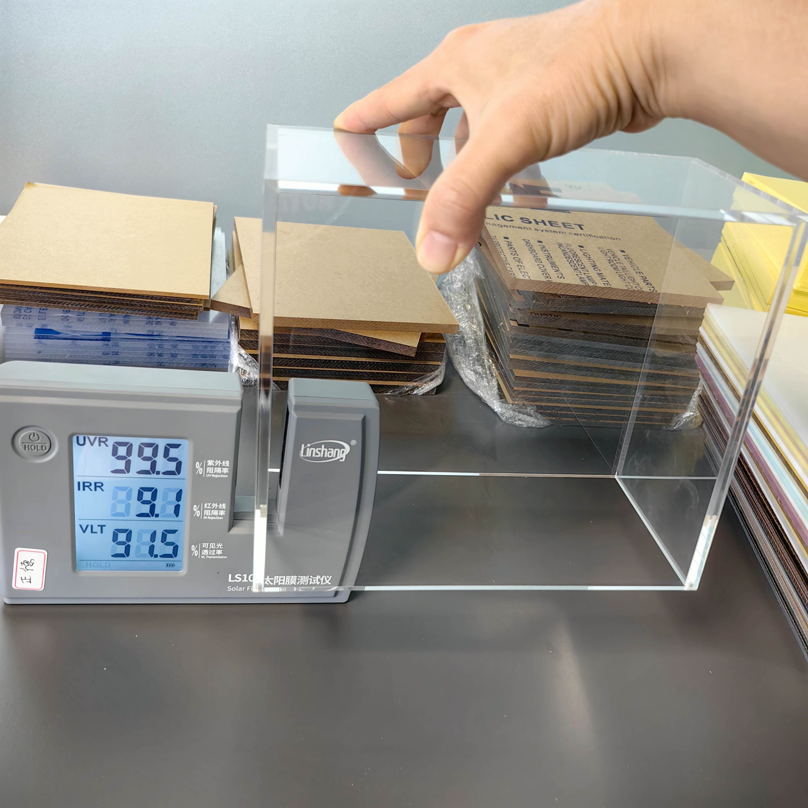 Caja de acrílico moderna magné - Display Case Acrylic reseña y precio